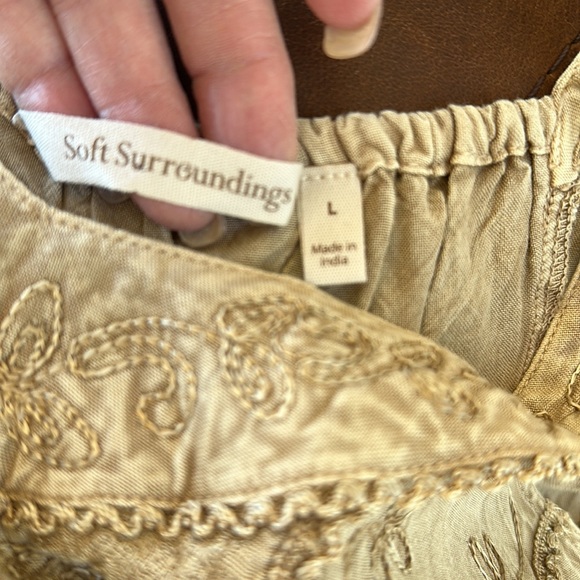 Soft Surroundings tank EUC Sz L - Picture 3 of 5